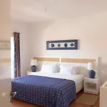 Prainha 2 Bed With Pool, Air Con And Access Apartamento Alvor