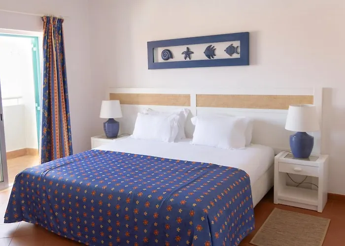 Apartment - 5 Min Walk To The *