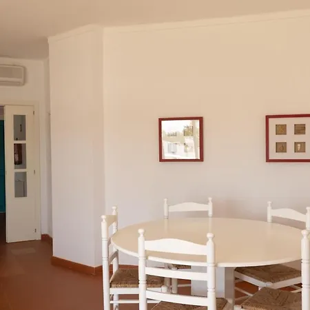 Prainha 2 Bed With Pool, Air Con And Access Alvor
